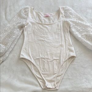Pink Lily Elegant Cream Lace Sleeve  One Piece